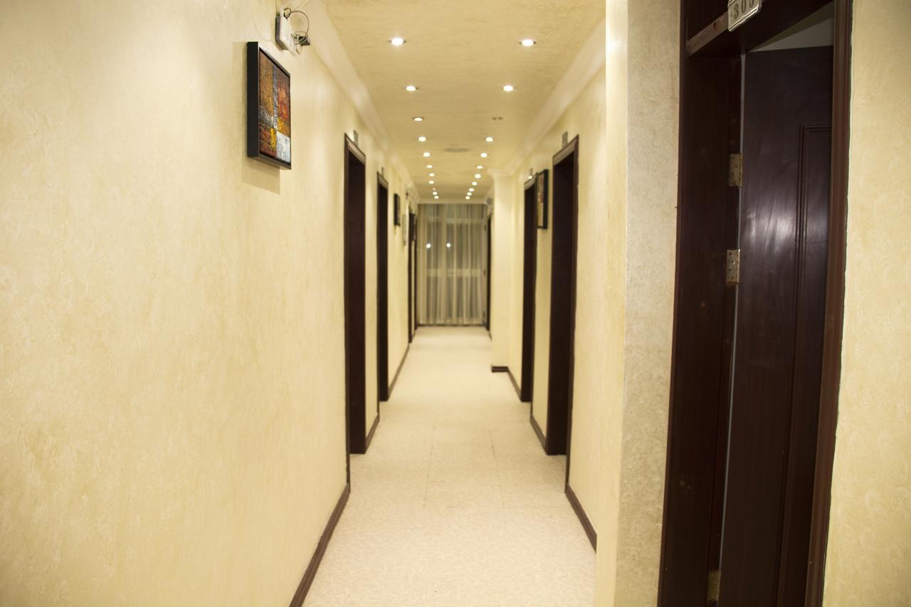 Manrashiwa Hotel Addis Ababa Exteriör bild