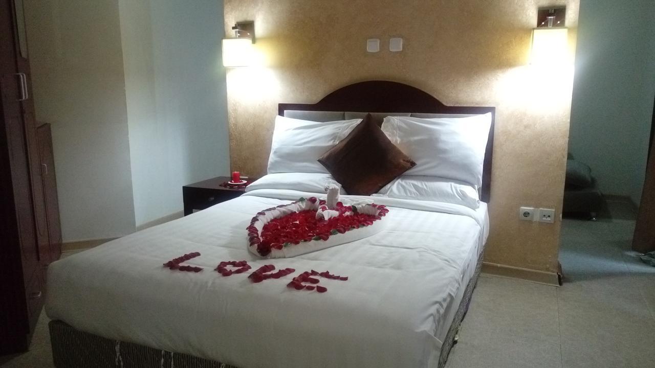 Manrashiwa Hotel Addis Ababa Exteriör bild