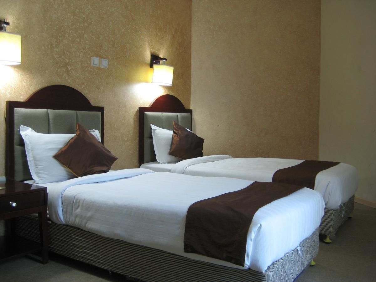 Manrashiwa Hotel Addis Ababa Exteriör bild