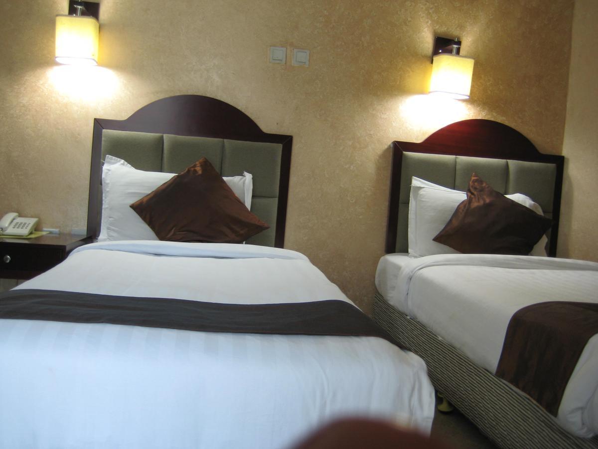 Manrashiwa Hotel Addis Ababa Exteriör bild